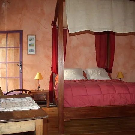 Domaine De Peyre Brune Bed and breakfast Beaulieu (Ardeche)
